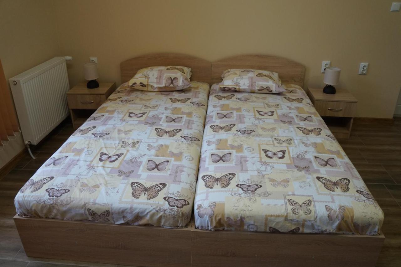 Dessi Apartment Pleven Luaran gambar